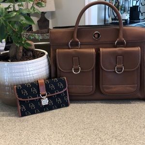 🎁 EUC!!! DOONEY & BOURKE SHOULDER/SATCHEL AND DOONEY & BOURKE WALLET COMBO